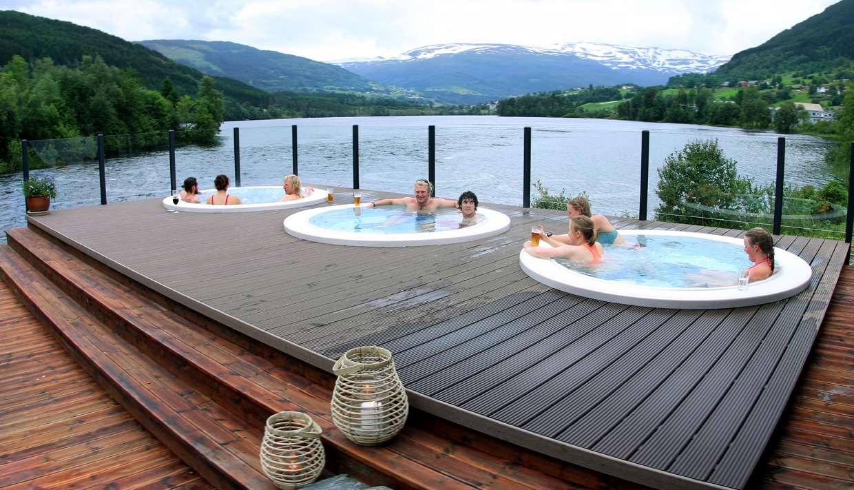 Outdoor Jacuzzi Sauna Other Activities In Skulestadmo