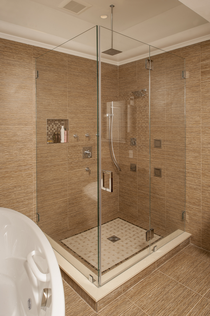 Stylish Frameless Glass Shower Walls For Elegant Bathroom