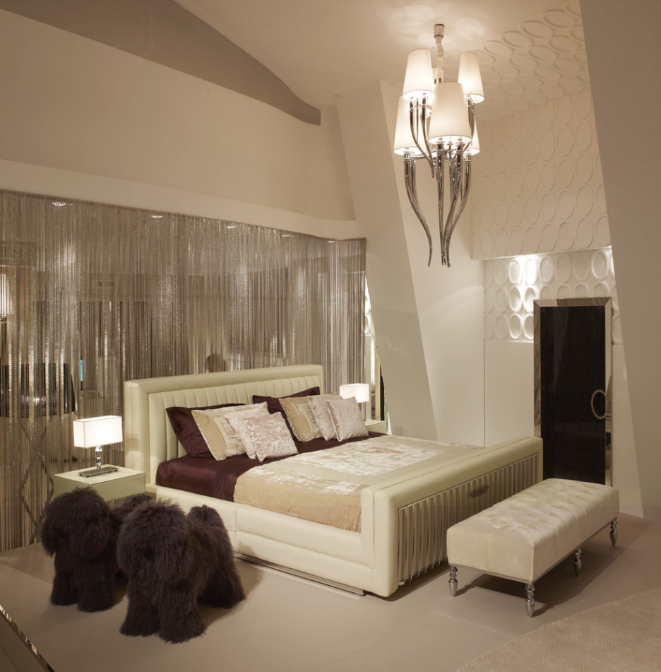 Bedroom Artistic Image Of White Cream Bedroom Decoration