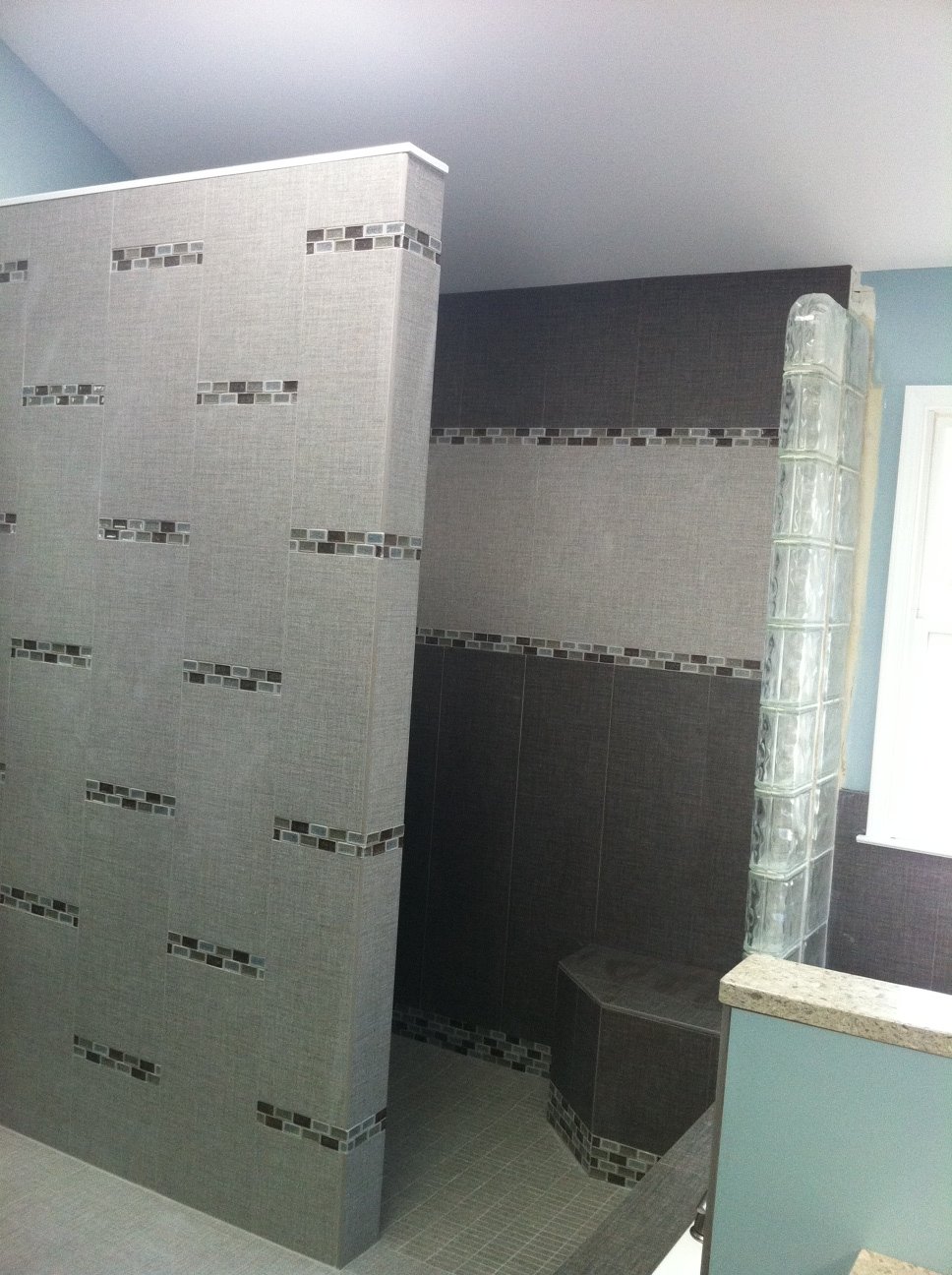 Small Bathroom Design Ideas Alongside Grey Ceramic Textile