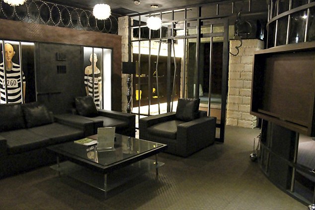 A Batman Hotel Can Give You Access To The Batcave For Only